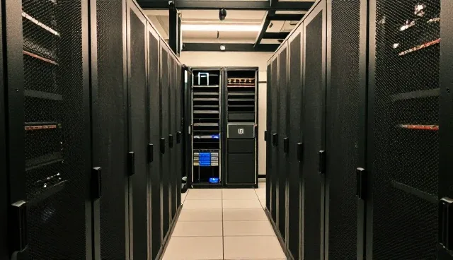 设备选型中的性能指标考量与维修实践